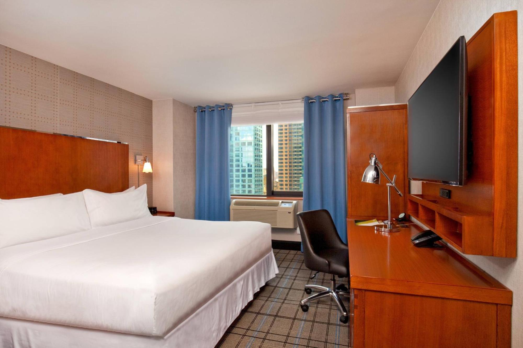 Four Points By Sheraton Midtown - Times Square Hotel New York Exterior photo