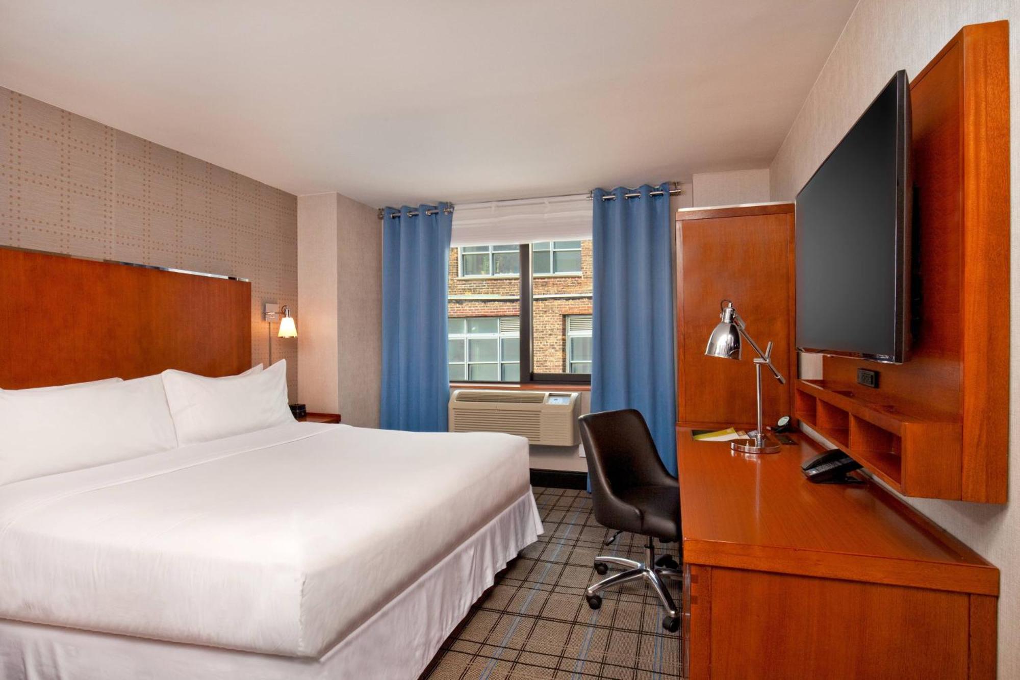 Four Points By Sheraton Midtown - Times Square Hotel New York Exterior photo